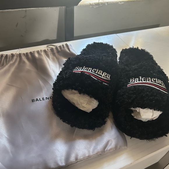 Balenciaga Other - Balenciaga Black Fur Slides